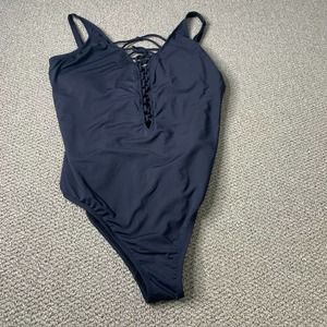 Bleu Rod Beattie Womens Swimsuit Size 20W Black‎ Oh So Knotty One-Piece Plunge